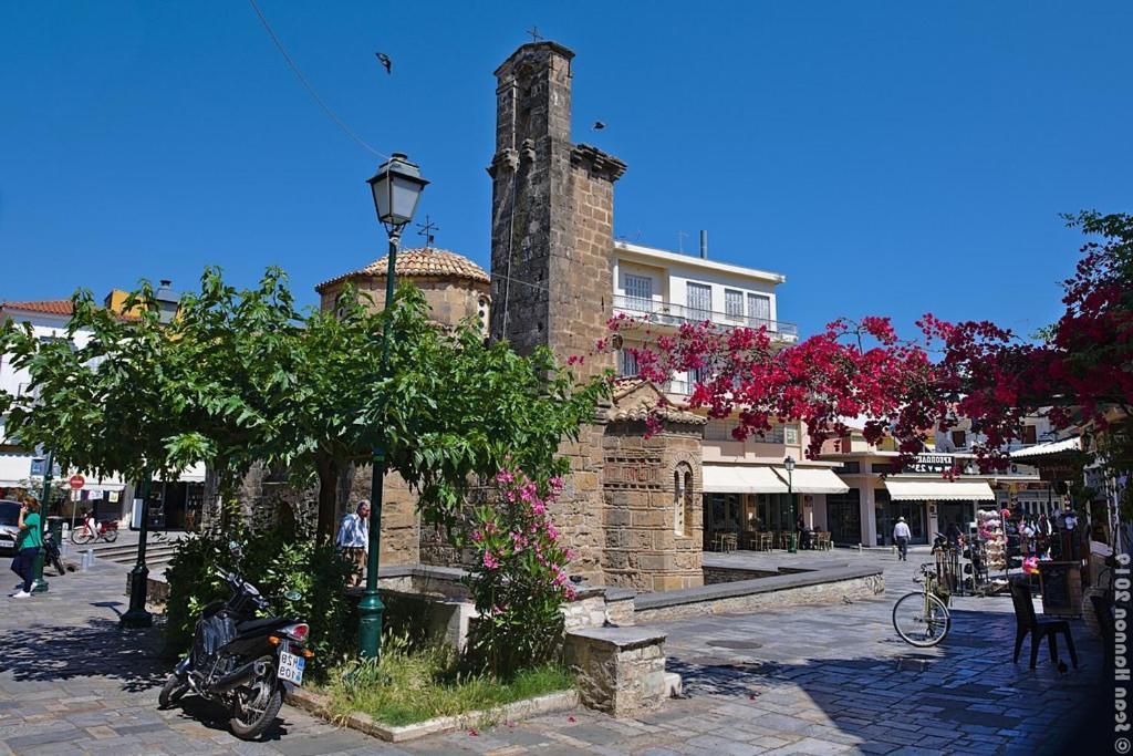 Apartmán Upscale Modern Escape In The Historic Center Kalamata Exteriér fotografie